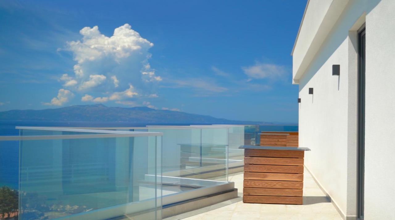 Dorchester Hotel Saranda Kültér fotó